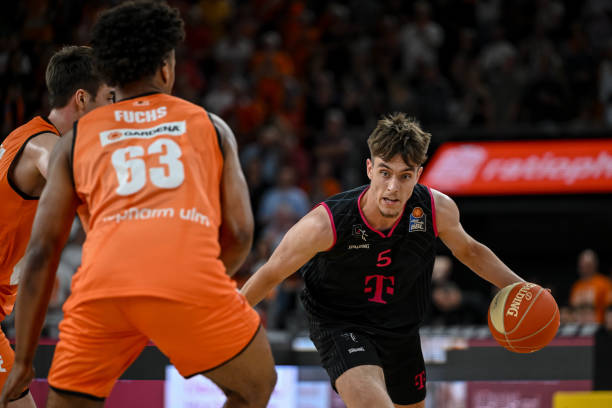 精神领袖的 精神领袖的